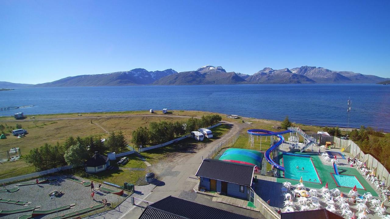 Skittenelv Lodge & Camping Тромсе Екстер'єр фото