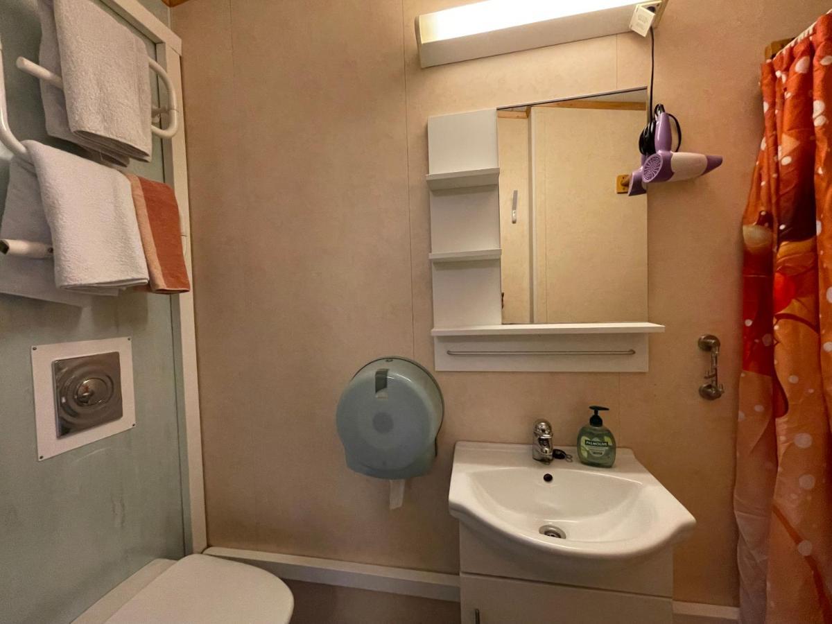 Skittenelv Lodge & Camping Тромсе Номер фото